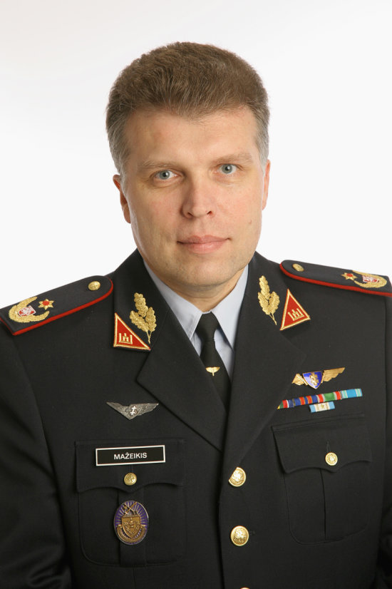 Lietuvos karinėms oro pajėgoms vadovaus brg. gen. E. Mažeikis