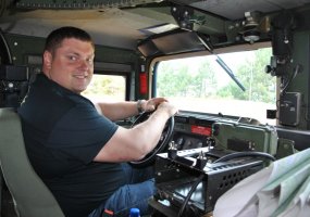 Krepšininkas Linas Kleiza ir galiūnas Žydrūnas Savickas išreiškė savo solidarumą su kariais - 3