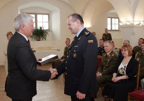 Į atsargą išleistas pulkininkas Jonas Patašius - 1