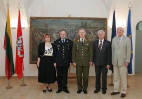 Į atsargą išleistas pulkininkas Jonas Patašius - 3