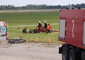Per pratybas Aviacijos bazėje buvo tobulinami tarnybų veiksmai aviacinio incidento metu  - 2