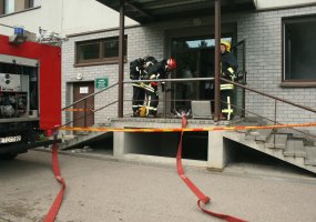 Štabo bataliono kariai dalyvavo priešgaisrinės saugos pratybose - 2