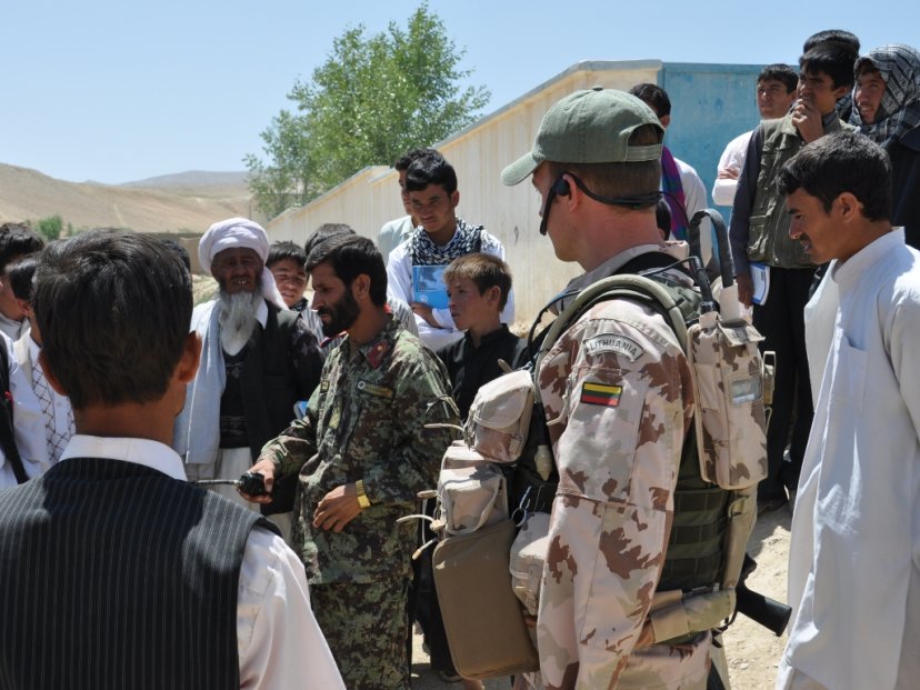 PRT and ANA personnel operate jointly in Ghor 