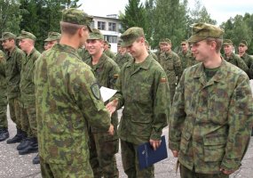 Pasibaigus kartotinėms pratyboms dešimt rezervo karių pareiškė norą grįžti į kariuomenę - 3