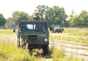 Rengdamiesi misijai Afganistane PAG-14 pamainos kariai dalyvauja vertinamosiose pratybose... - 1