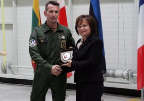 Baltijos šalių oro erdvę saugos Danijos karinių oro pajėgų kariai  - 3