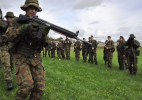 Savaitgalį Pabradės poligone vyko jungtinis karių savanorių ir žurnalistų žygis  - 2