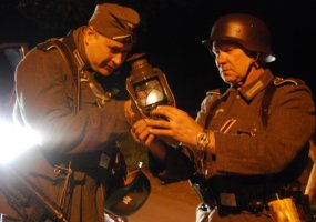 Šimtai dalyvių įveikė naktinio pėsčiųjų žygio „Pergalių ir kovų keliais“ distanciją - 2