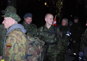 Šimtai dalyvių įveikė naktinio pėsčiųjų žygio „Pergalių ir kovų keliais“ distanciją - 5