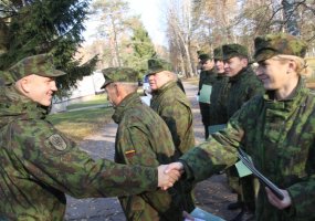 Lietuvos kariuomenės mokykloje pirmą kartą organizuoti jaunųjų šaulių būrelio vadovo kursai... - 5