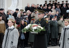 Lietuvos kariuomenės dienos proga Vilniaus Katedros aikštėje vyko iškilminga karių rikiuotė  - 5