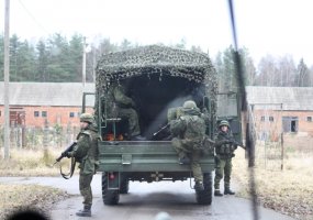 Pratybose buvo vertinamas Mindaugo bataliono karių pasirengimas veikti tarptautinių operacijų... - 4