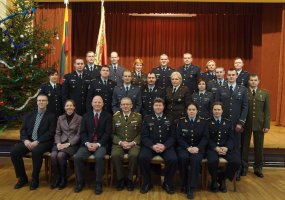 Baigėsi tarptautiniai Baltijos šalių oro pajėgų štabo karininkų kursai - 1