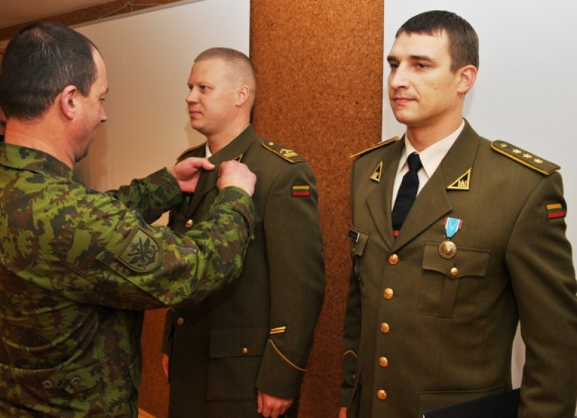 Lithuanian military personnel decorated after mission in Iraq 