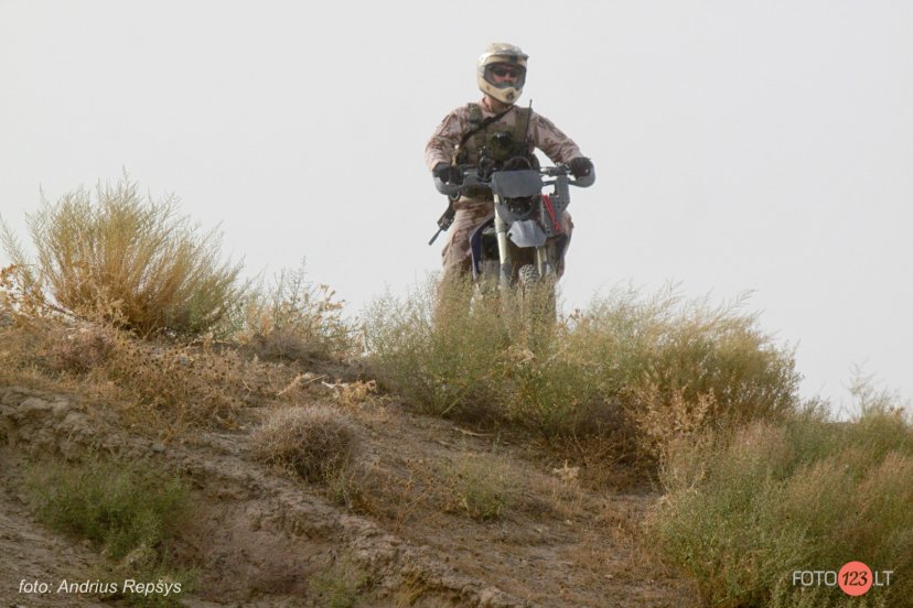 Chief of Defence of Lithuania and a delegation pay a visit to Lithuanian troops in Afghanistan 