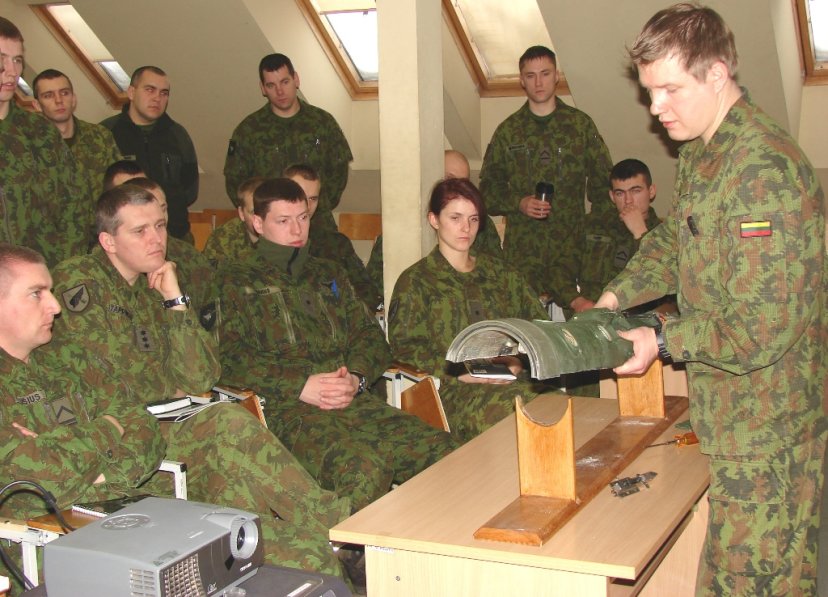 Oro gynybos ginkluotės RBS-70 kursai Oro gynybos batalione