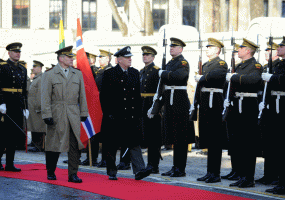 Lietuvoje lankosi Norvegijos kariuomenės vadas - 2