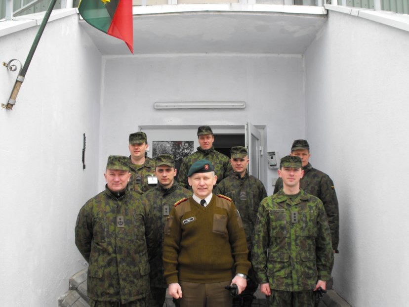  Lietuvos kariuomenės vadas lankėsi Lietuvos kariuomenės daliniuose dislokuotuose Prienų rajone...