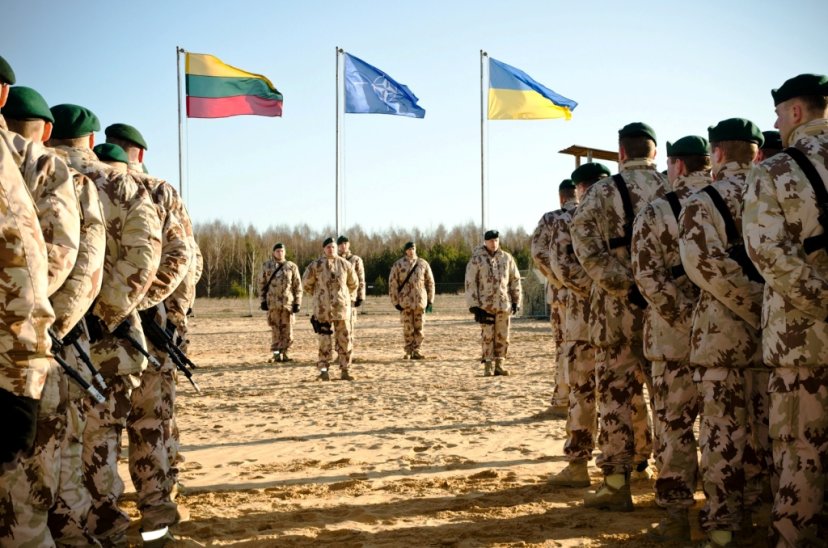 Misijai Afganistane besirengiantys PAG-15 kariai: sėkmė mėgsta treniruotes ir sunkų darbą