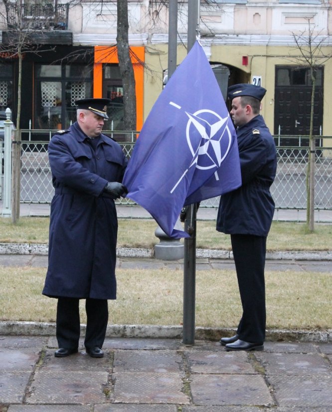 Lietuvos įstojimo į NATO 8-ųjų metinių minėjimas Karinių oro pajėgų štabe