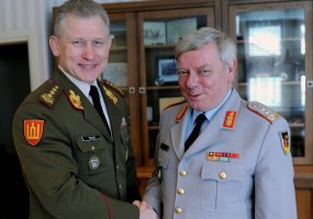 NATO's Director General of the International Military Staff visits Lithuania - 1