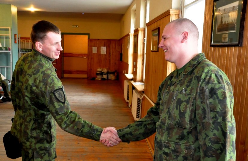 Rezervistai susipažins su nauja ginkluote ir atnaujins karinius įgūdžius 