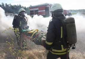 Lietuvos kariuomenės mokyklos Kazlų Rūdos poligone - bendros gaisrų gesinimo pratybos „Poligonas... - 4