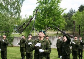 Garbės sargybos kuopos kariai Kariuomenės ir visuomenės šventėje parodys įspūdingą programą  - 2