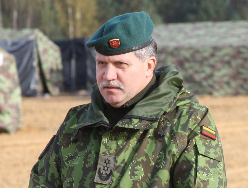Commander of the Lithuanian Land Force observed Estonia's biggest military exercise...