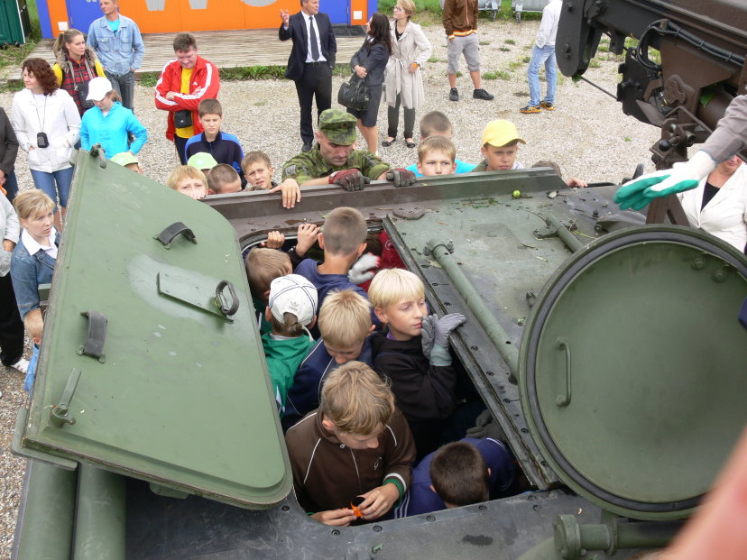Lietuvos kariuomenės mokykloje vyks Partizanų pagerbimo kariuomenės ir visuomenės vienybės dienos...