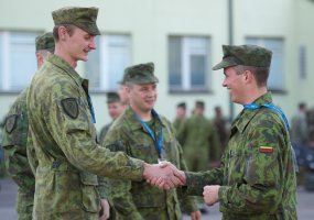 Pratybų BALTOPS 2012 metu Algirdo bataliono kariai paminėjo Geležinio Vilko dieną - 5