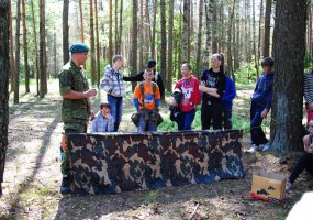 Jonušo Radvilos mokomojo pulko kariai J. Stanislausko pagrindinės mokyklos moksleiviams... - 4