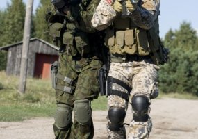 Lietuvos ir Latvijos specialiųjų operacijų pajėgų kariai tarnauja išvien Wolverino bazėje - 3