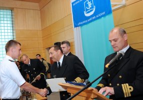 Lietuvos aukštosios jūreivystės mokyklos absolventams suteikti atsargos karininkų laipsniai - 1