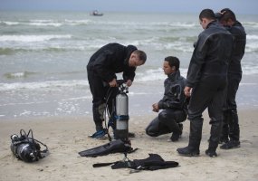 Lithuanian and Dutch combat divers ready Baltic coastline for debarkation operation  - 3