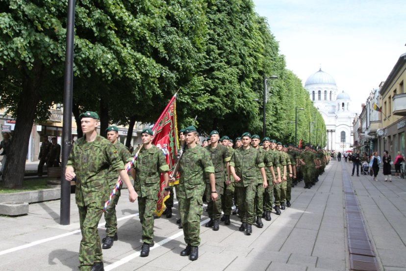 Brigados „Geležinis Vilkas“ 20 metų jubiliejaus proga Kauno kariliono varpai skambino Geležinio...