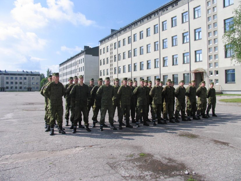 Mokomajame pulke Bazinius karinius mokymus pradėjo devintoji laida