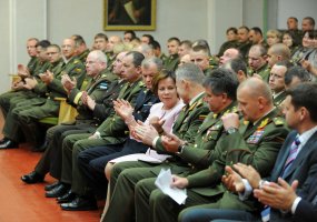 Lietuvos kariuomenės Sausumos pajėgoms vadovaus brg. gen. A. Leika  - 1