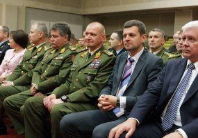 Lietuvos kariuomenės Sausumos pajėgoms vadovaus brg. gen. A. Leika  - 5