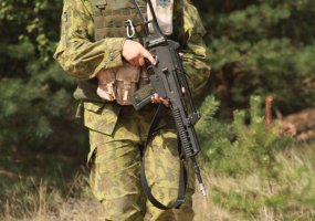 Kariai savanoriai dalyvauja kovinio rengimo pratybose  - 3