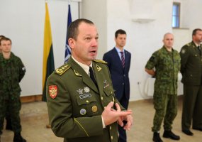 Sutikti iš Afganistano grįžę Lietuvos specialiosios misijos vadovo apsaugos grupės kariai  - 2