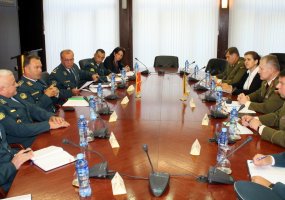 Lietuvos ir Makedonijos kariuomenės vadai aptarė karinį bendradarbiavimą  - 3