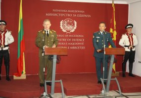 Lietuvos ir Makedonijos kariuomenės vadai aptarė karinį bendradarbiavimą  - 5