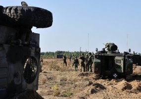 Baigėsi tarptautinės pratybos „Klevo skliautai 2012“ - 2
