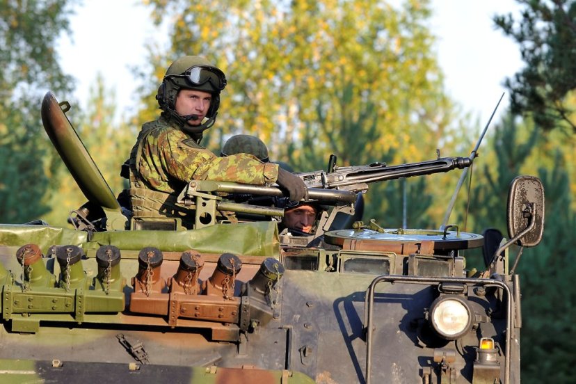 Baigėsi tarptautinės pratybos „Klevo skliautai 2012“
