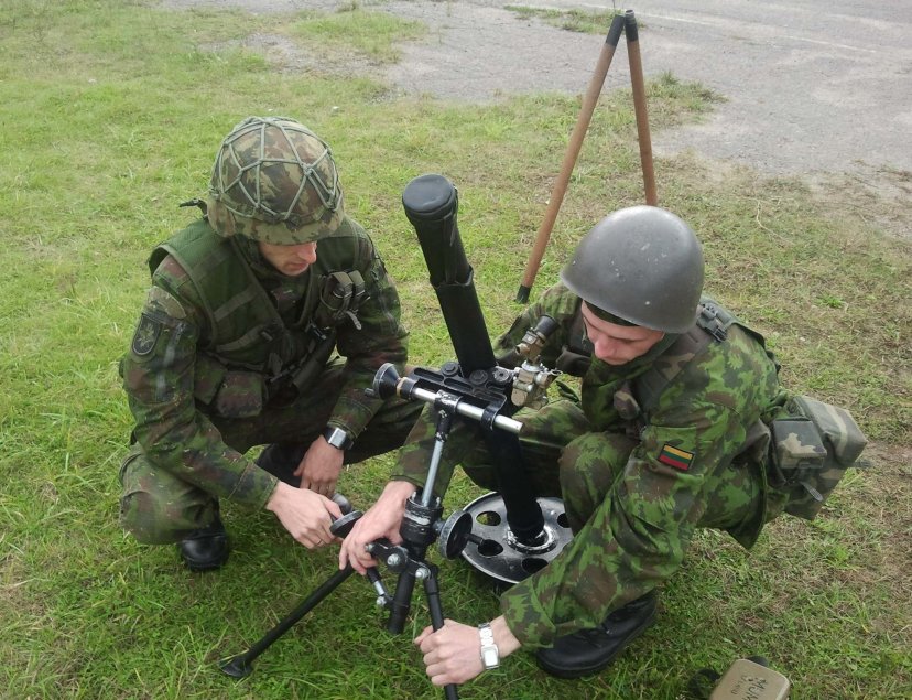 Mokymo centre baigėsi 60 mm minosvaidžio minosvaidininko kursas