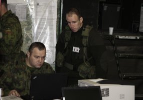 Mokymuose „Stiprus liūtas 2012“ vertintas brigados „Geležinis Vilkas“ štabo pasirengimas - 1
