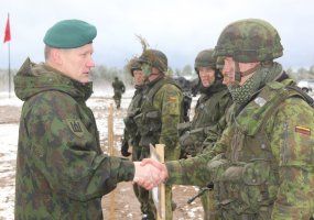 Hunter 2012 trained elimination of armoured enemy materiel  - 3
