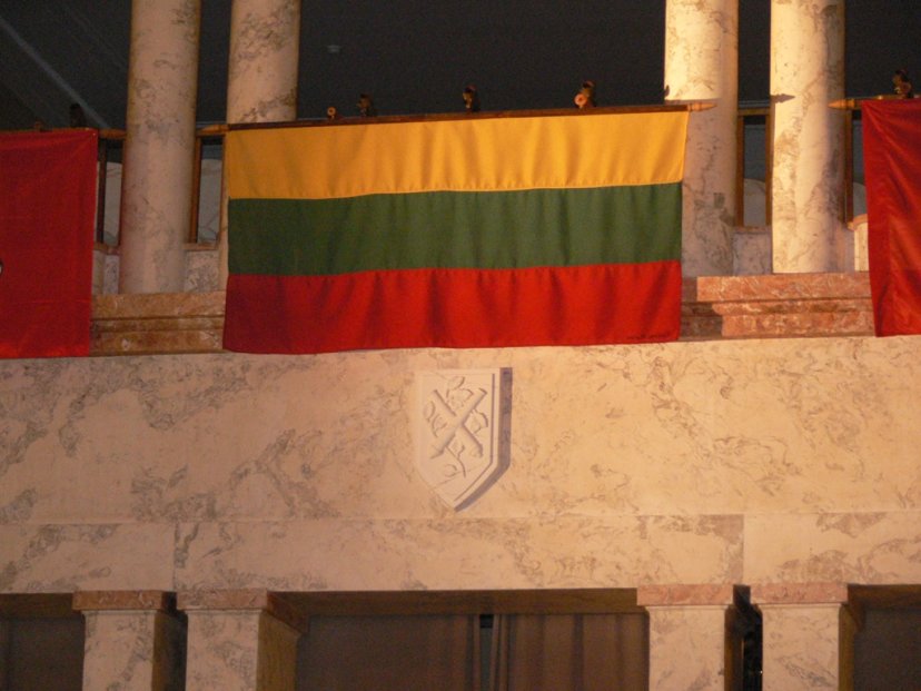 Artilerijos globėjos Šv. Barboros dienos metu atidengtas artileristų bareljefas