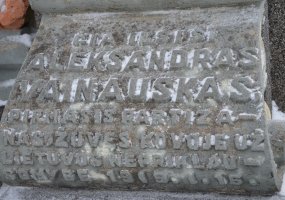 Pagerbtas pirmo žuvusiojo savanorio, A. Vainausko, atminimas  - 2